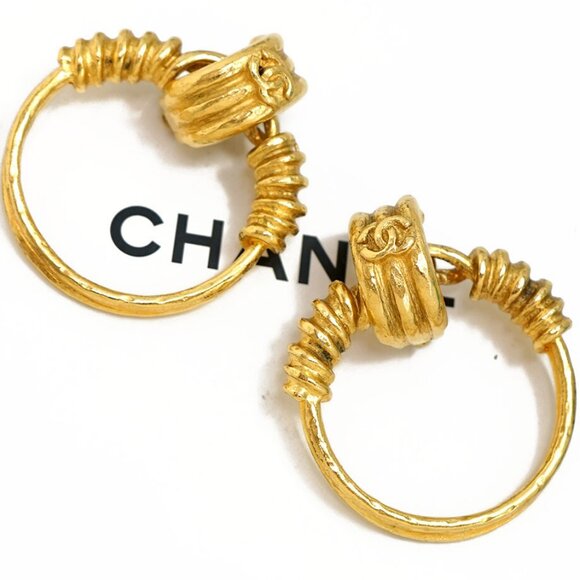 CHANEL CC Logos Round Hoop 2 way Dangle Earrings Gold Tone 94P Auth #2240 - Picture 1 of 5
